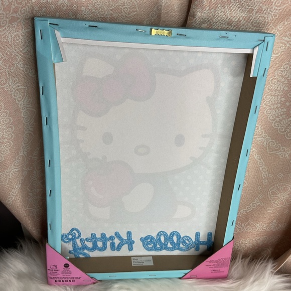 Hello Kitty Wall Decor - Picture 2 of 4
